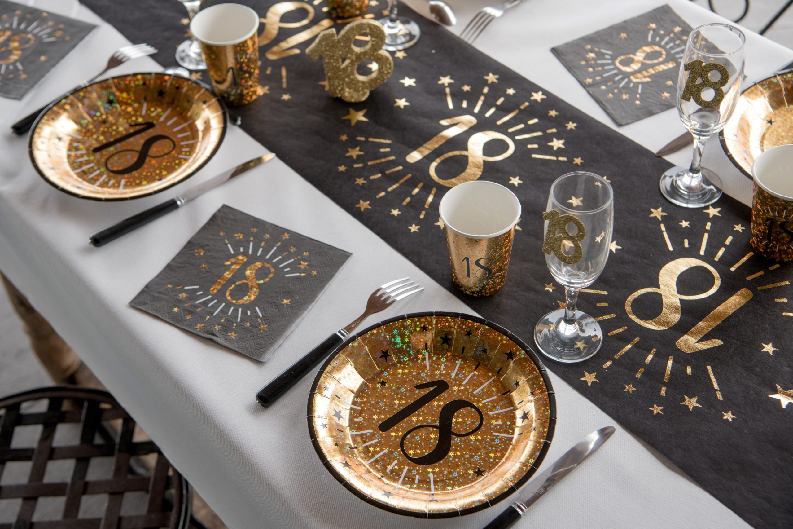10 SERVIETTES AGE ETINCELANT OR 30ANS – Image 3